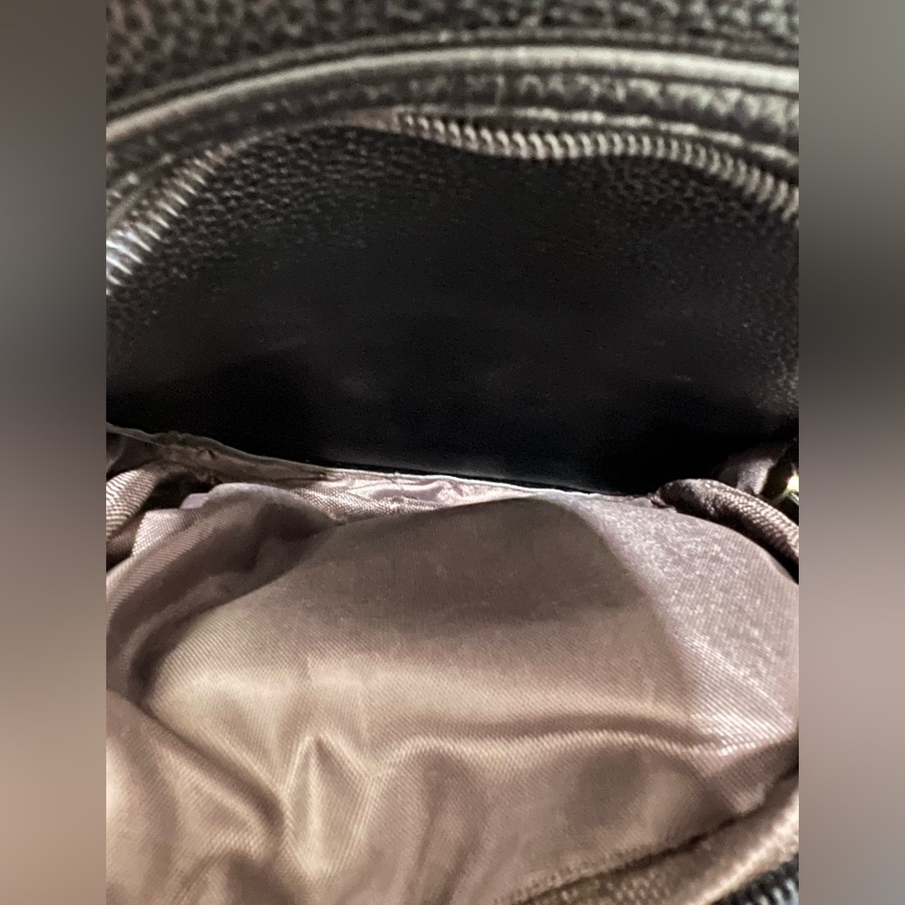 Genuine leather small backpack sling - Picture 6 of 8